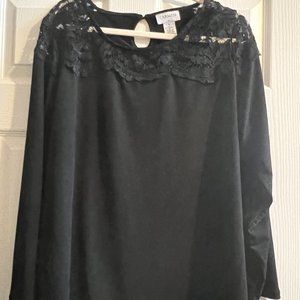 Carmen Marc Valvo Top Size 1X Black Lace neckline long sleeve